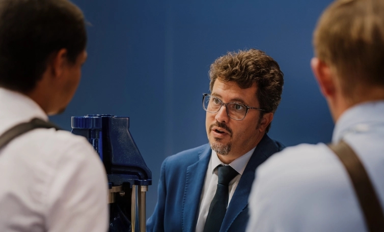 Vanzetti Engineering strengthens its presence in the Asian marine market